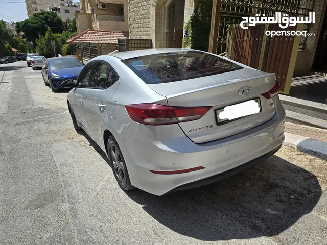 Used Hyundai Avante in Amman