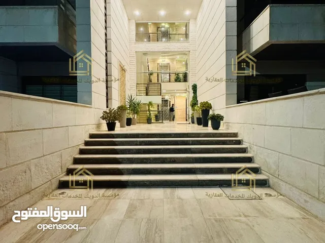 شقة فاخرة سوبر ديلوكس في أرقى واجمل مناطق عبدون