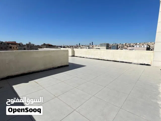 شقة اخير مع روف للبيع