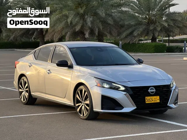 للبيع نيسان التيما 2021 SR قمة النظافة تسجيل جديد ممشا قليل السيارة جاهزة ما تحتاج شي امورها طيبة