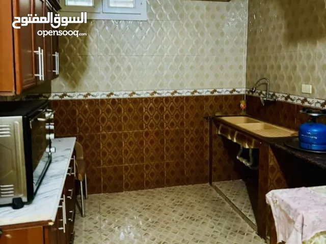 90 m2 1 Bedroom Apartments for Rent in Tripoli Khallet Alforjan