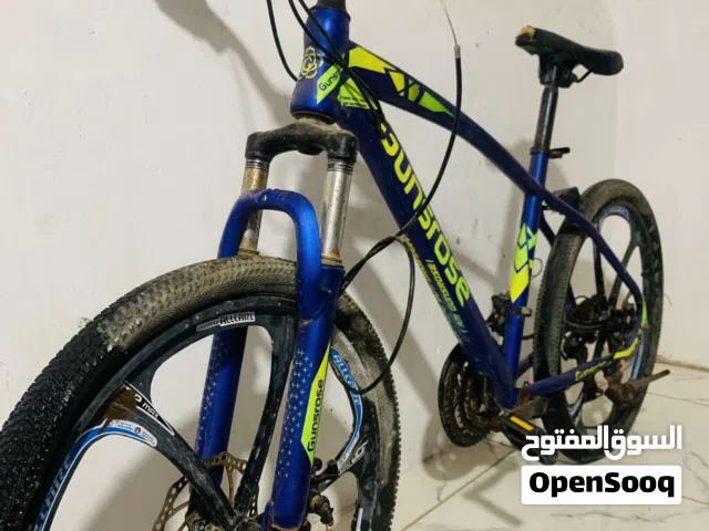 دراجه هوائية حديدها ألماني رقمها 24مستعملة مش هلبا المكان المايه لتواصل خاص سعرها 300 غير قابل لنقاش