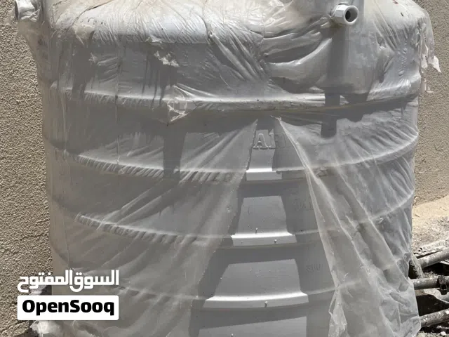 للبيع خزان ماي 300 جالون شبه جديد