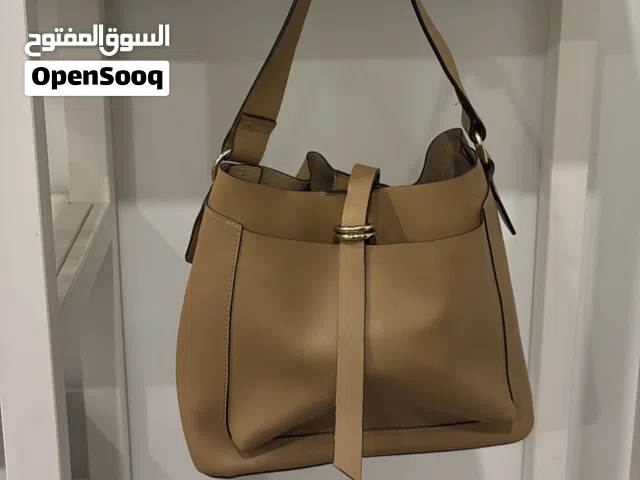 For sale a new hand bag