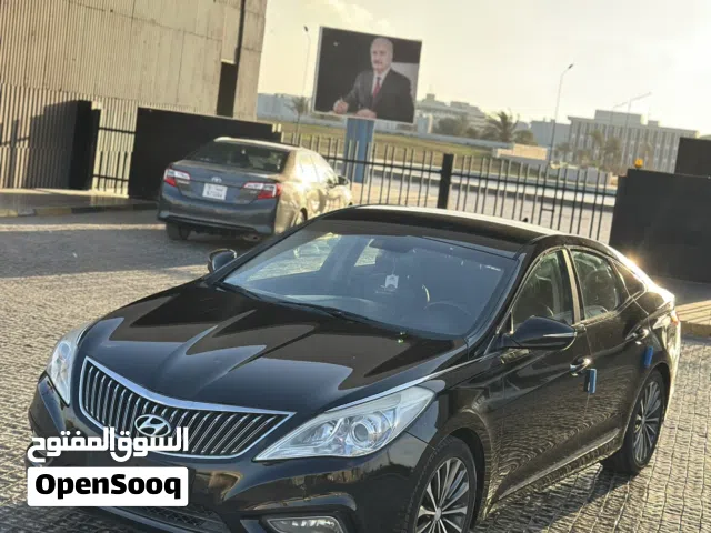 2014 هيونداي ازيرا Standard
