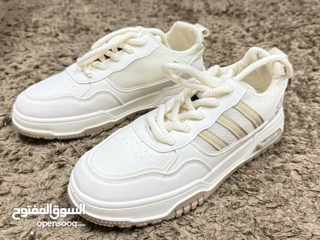 42 Sport Shoes in Al Rayyan