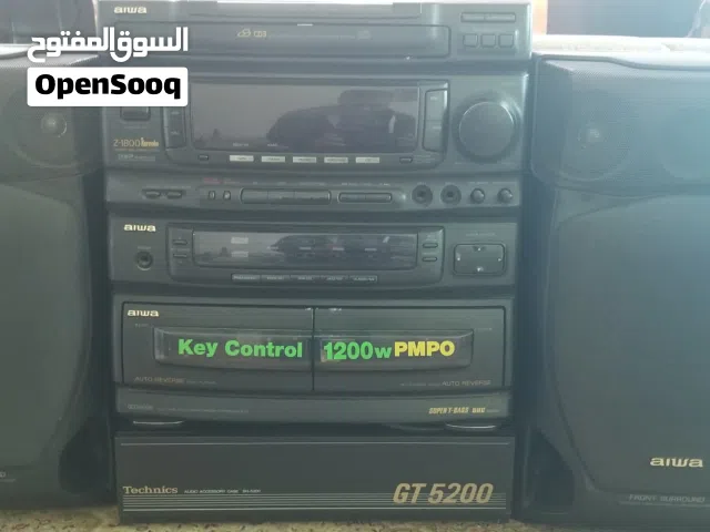 عرطة مسجله ماركة aiwa الاصلية  مشغل كاسيتات و سيديات مع سماعات و مكبرات صوت و انظمة كاريوكي