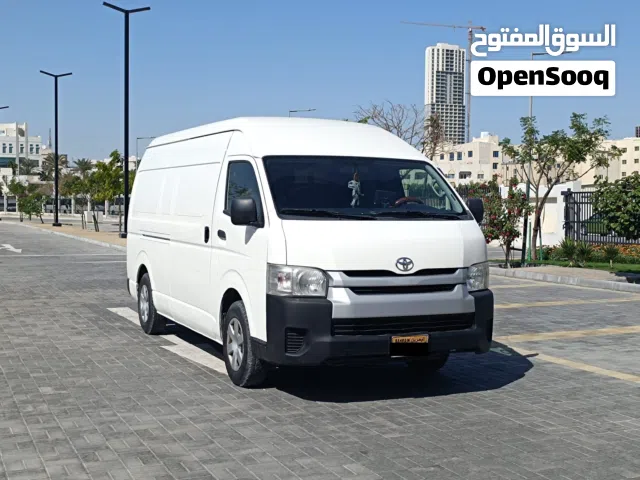 TOYOTA HIACE HIGH ROOF CARGO