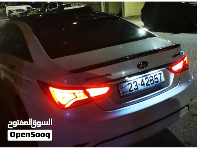 2014 هيونداي سوناتا Standard