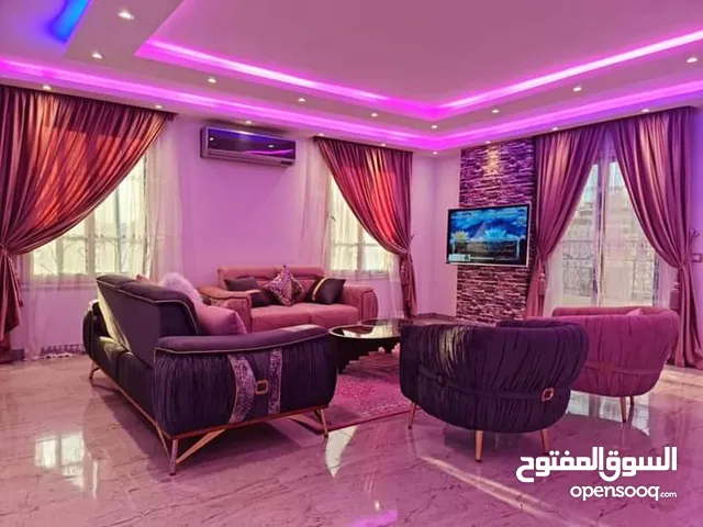 شقة في الشيراتون ايجار يومي وشهري فندقية امان وهادية شبابية وعائلات مكيفة سوبر لوكس