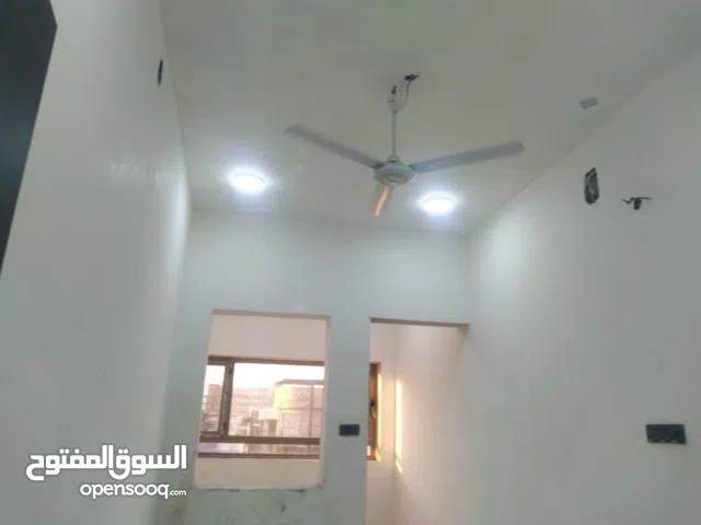 بيت حديث درجة اولى للايجار التجاري في حي الخضراء