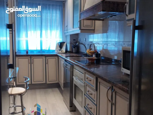 250 m2 More than 6 bedrooms Apartments for Rent in Tripoli Salah Al-Din