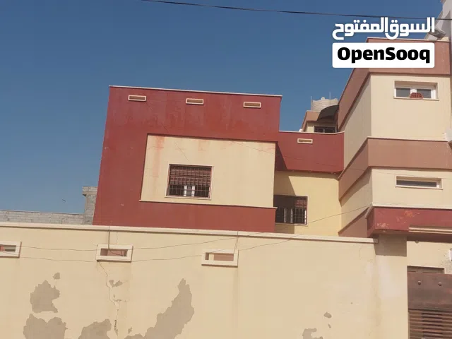 126 m2 3 Bedrooms Townhouse for Rent in Tripoli Janzour