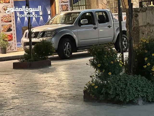 Nissan Navara 2015 in Amman