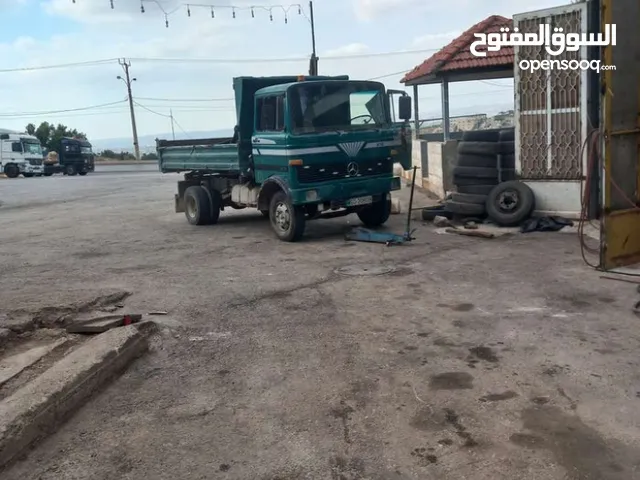 قلاب lb 813
