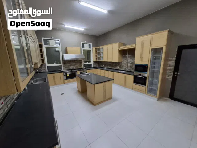فيلا فاخره للإيجار في المقام
