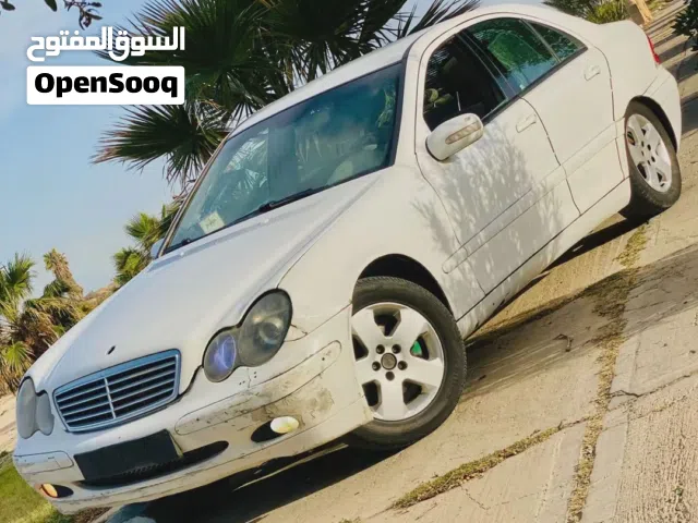 مطلوب افاري