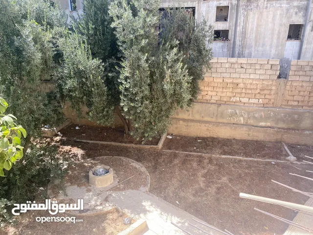 160m2 3 Bedrooms Townhouse for Sale in Amman Marka