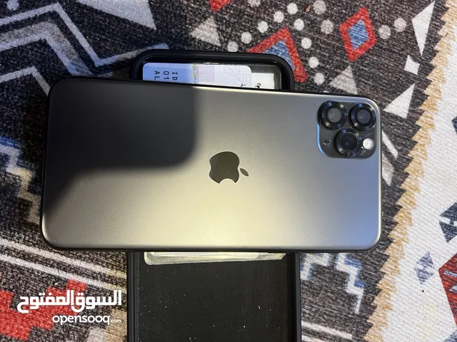 Apple iPhone 15 Plus 256 GB in Basra