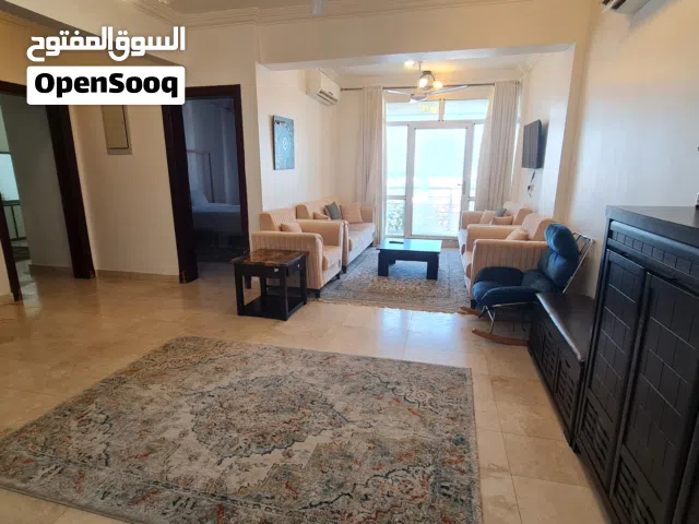 شقة مفروشة غرفتين نوم قريبة من البحر مع إنترنت مجاني – جاهزة للسكن فوراً