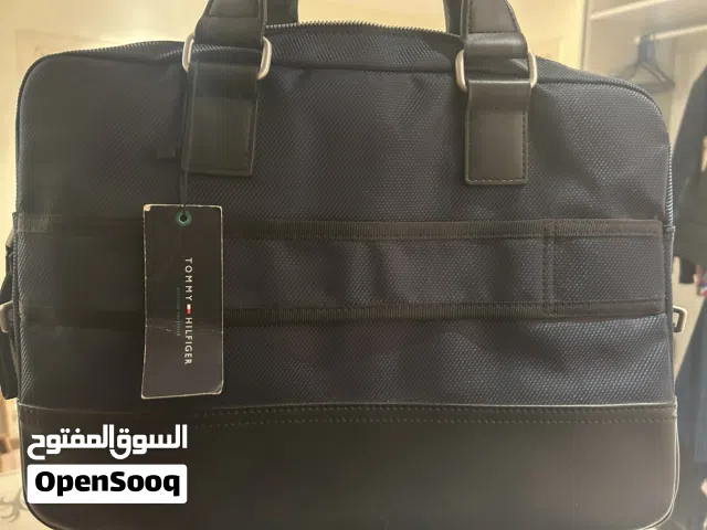 Tommy Hilfiger شنطة لاب توب