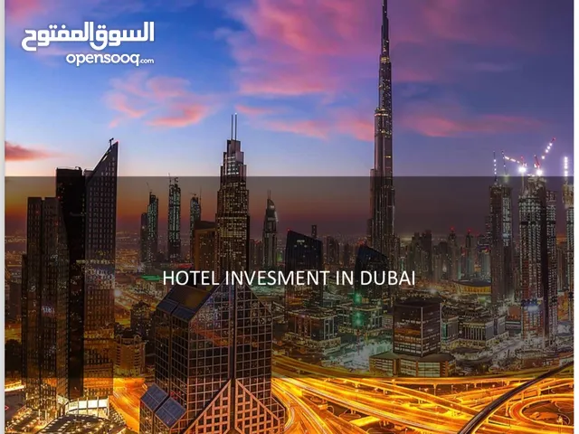 للبيع فندق بدخل 13% بشارع الشيخ زايد