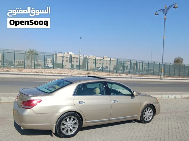 Used Toyota Avalon in Buraimi