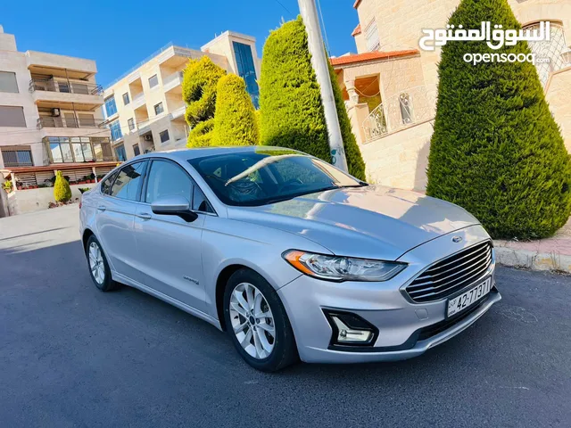 فورد فيوجن 2019 SE استخدام شخصي 3 جيد دقه على الراس