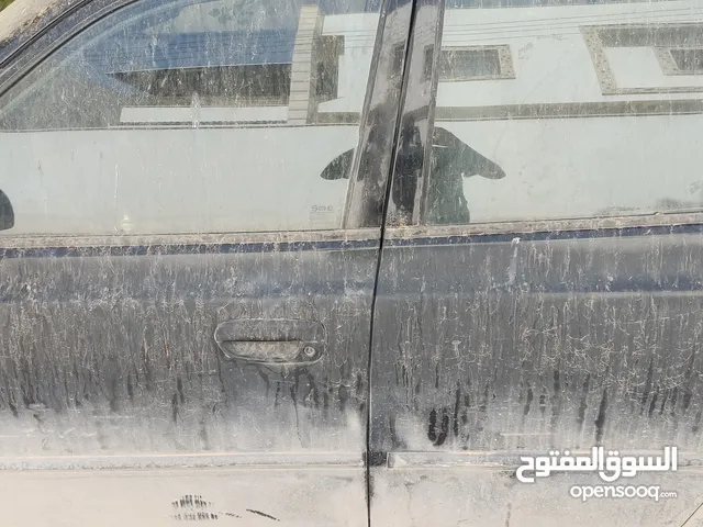 اربع بيبان هونداي فيرنا الدار نضاف جدا مفيهمش سمكرة وزواق وسوس بالمراش والفودرات والسكك
