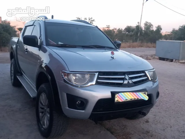 بك اب مستوبيشي L200