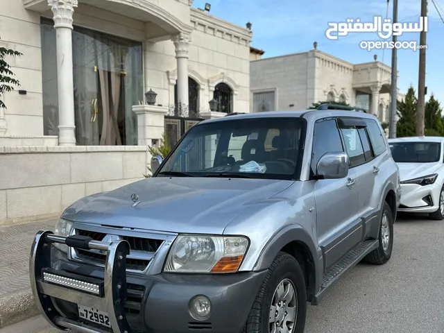 ميستوبيشي باجيرو موديل 2006