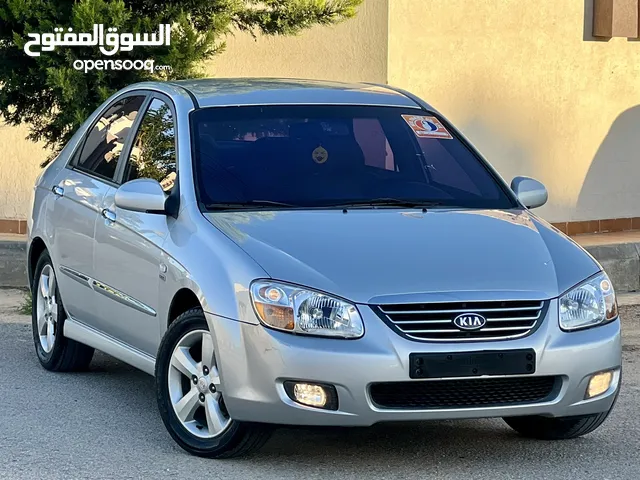 Used Kia Cerato in Tripoli