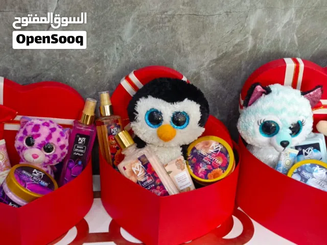 هدايا وبكجات ودباديب