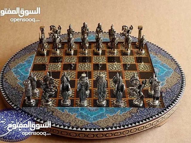 قطع شطرنج فاخرة للبيع مهرات شطرنج خشبية، حجرية و راتنجية بأسعار تناسب كل الميزانيات Chess