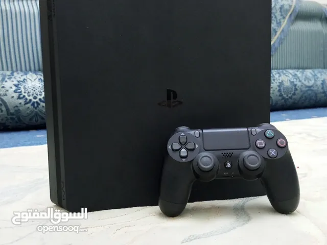 PlayStation 4 slim 1000gb