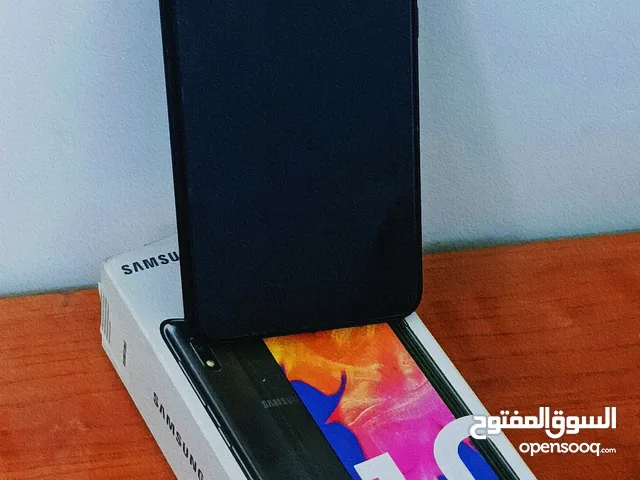 Samsung Galaxy A10 32 GB in Benghazi