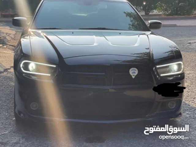 للبيع دودج تشارجر اسود