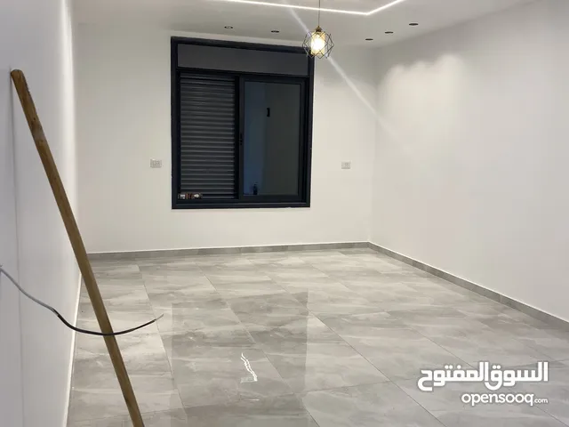 160m2 3 Bedrooms Apartments for Sale in Ramallah and Al-Bireh Rafat