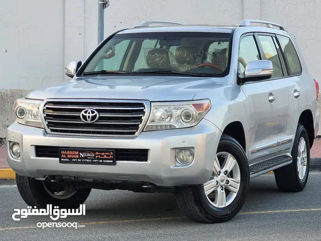 Toyota Land Cruiser 2015 in Sharjah