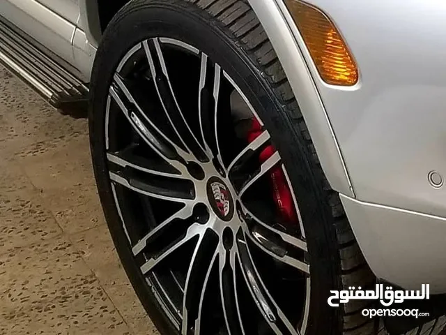 مطلوب جنوط بورش نفس الشكل مستعمل نظيف