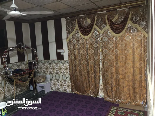 300 m2 3 Bedrooms Townhouse for Sale in Basra Qibla