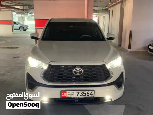 2024 تويوتا انوفا Limited