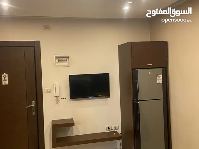 ستوديو فاخر مفروش للإيجار بالجاردنز