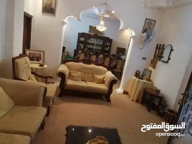 127 m2 2 Bedrooms Apartments for Sale in Zarqa Al Zarqa Al Jadeedeh
