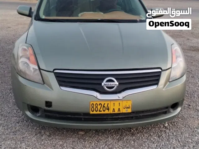 2008 نيسان التيما SL