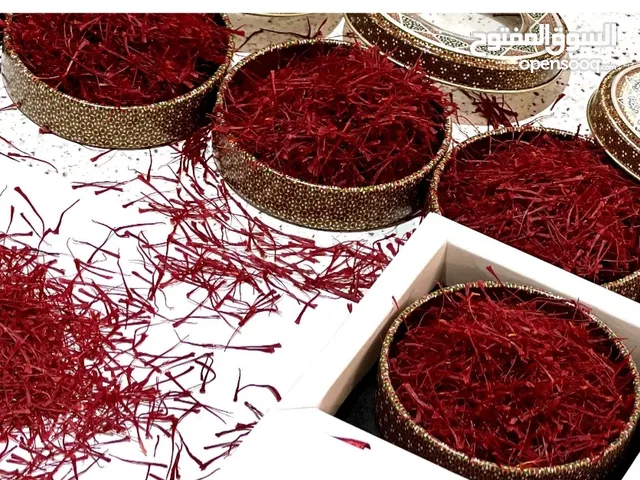 **زعفران فاخر، نكهة لا تُنسى وجودة مضمونة 100٪**
