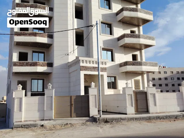 شقه مميزه 155م ثالث فني للبيع خلف دوار الثقافة وخلف بن العميد