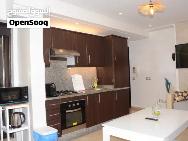 شقق للايجار اليومي في مراكش جليز للجميع فيها انترنت و مسبح و بالكون و مطبخ و صالون مغربي و مكيف.....