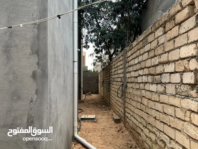 450 m2 More than 6 bedrooms Townhouse for Sale in Tripoli Ain Zara