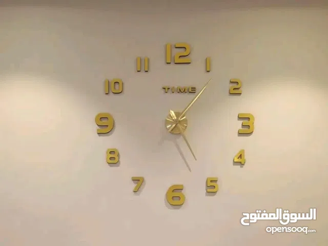 لمسة أناقة على جدار بيتك، مو مجرد ساعة
